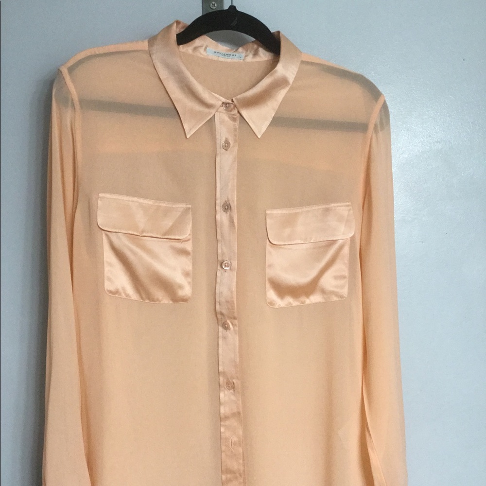 Equipment Silk long sleeve button blouse Size L